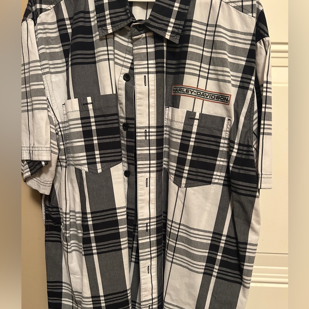 Harley-Davidson Men's Black and White Striped Shirt